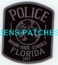 FLORIDA,A,MIAMI DADE SCHOOLS POLICE SUBDUED 1